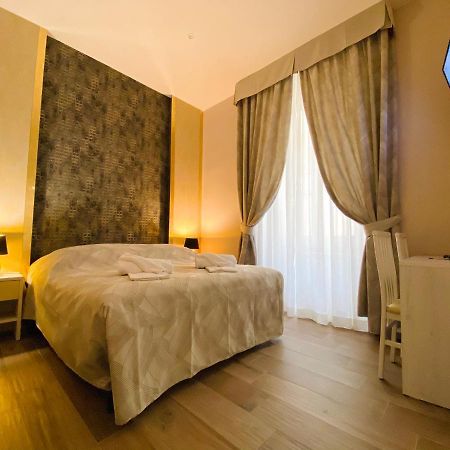 Hotelier 51 Рим Екстериор снимка